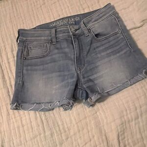American Eagle Outfitters Women's Blue Denim Shorts size 4